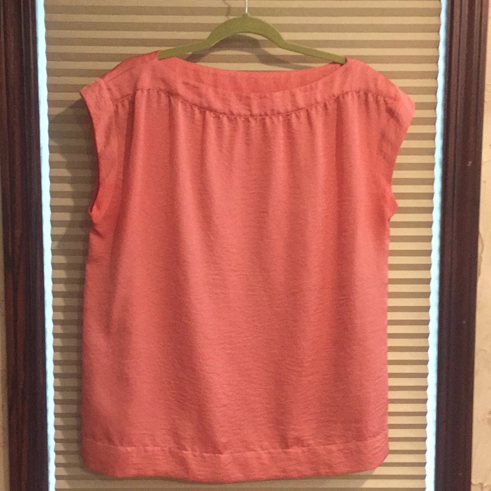 NWOT Women’s top!